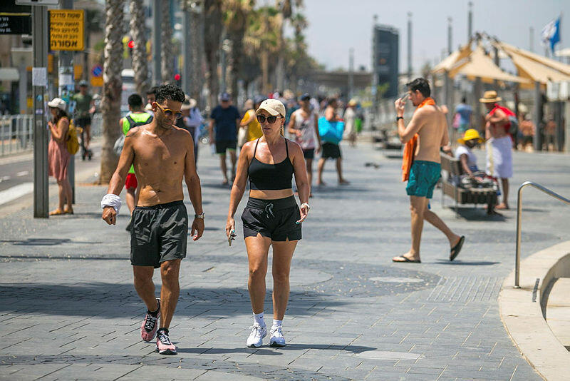 The Tel Aviv Promenade (Photo: Ido Erez) טיילת תל אביב