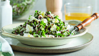  סלט עדשים, אורז ומלא ירוקים