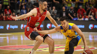 מכבי ת"א הפועל ת"א משחק 3