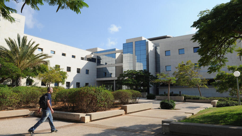 אוניברסיטת תל אביב