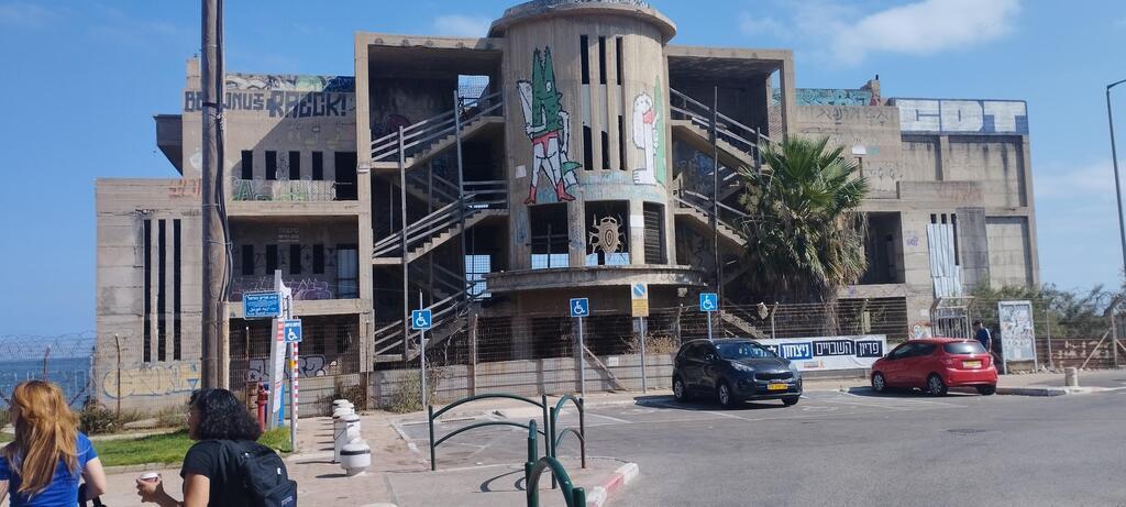 מתחם הקזינו בבת גלים כיום