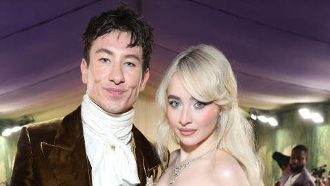 סברינה קרפנטר בארי קיוגן