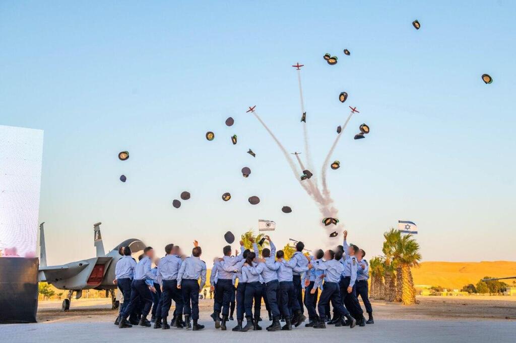 Archival: Flight Course 191 graduation ceremony (Photo: IDF) טקס סיום קורס טיס