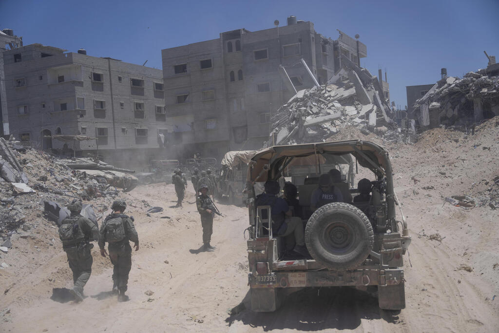 Netanyahu decided that seizing Rafah was suddenly important (Photo: Ohad Zwigenberg/ AP/ Pool) IDF troops in Rafah
