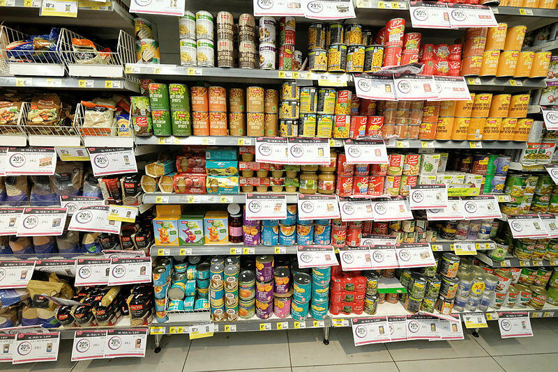 מדפים בסופר