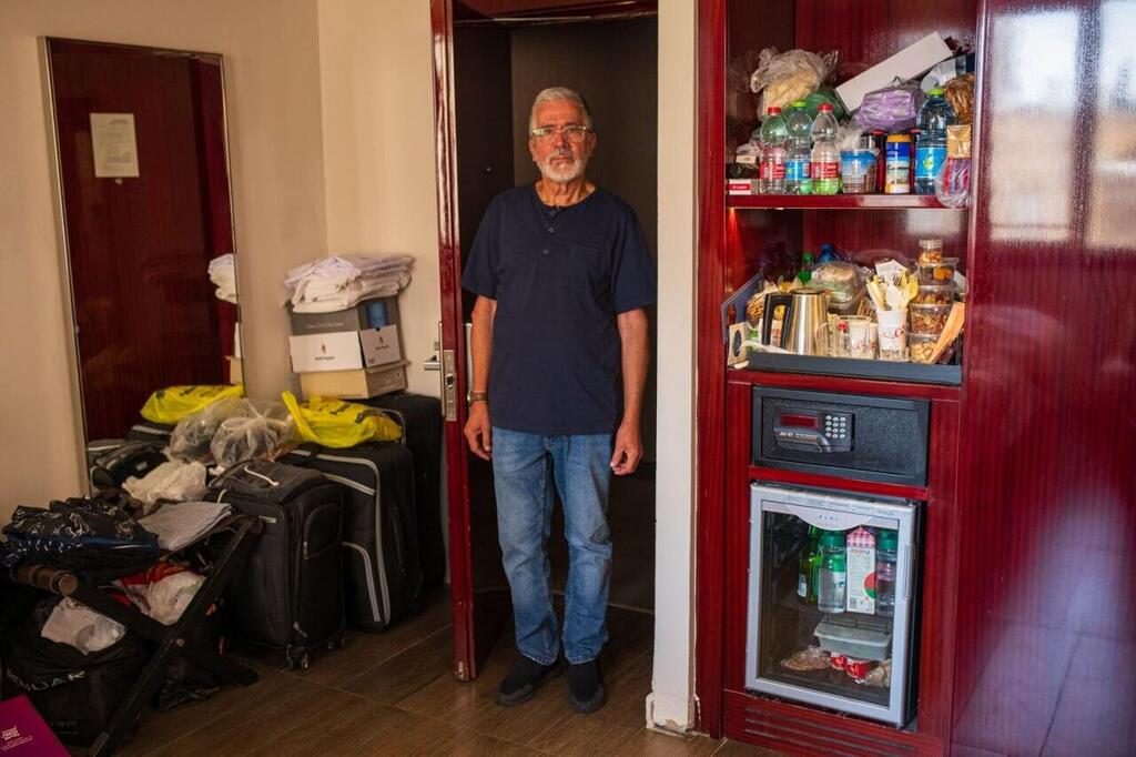 חדר 710 תערוכה דור שלישי מפונים משה עמר