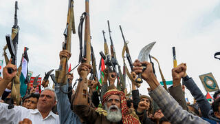 חות'ים מפגינים בתימן