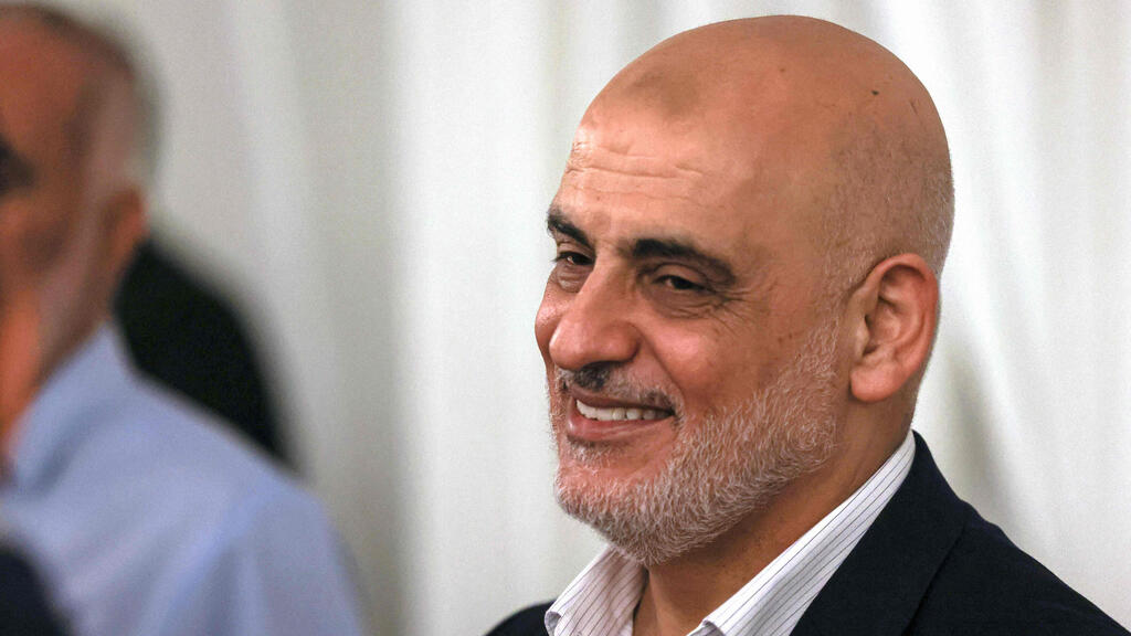 Zaher Jabarin (Photo: Mahmud Hams / AFP) זאהר ג'בארין לוויה איסמעיל הנייה