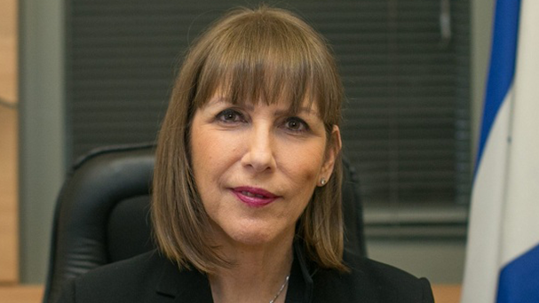 לימור לבנת