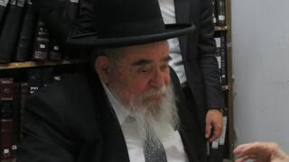 הרב דוב לנדו בפגישה עם הרב אברהם סאלים