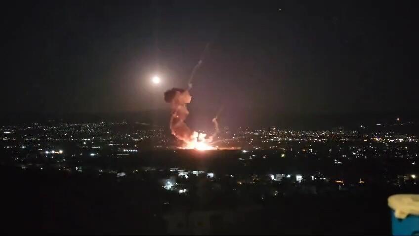 פיצוצי משנה, ורקטות שמתעופפות: תיעוד מהתקיפה בעומק לבנון