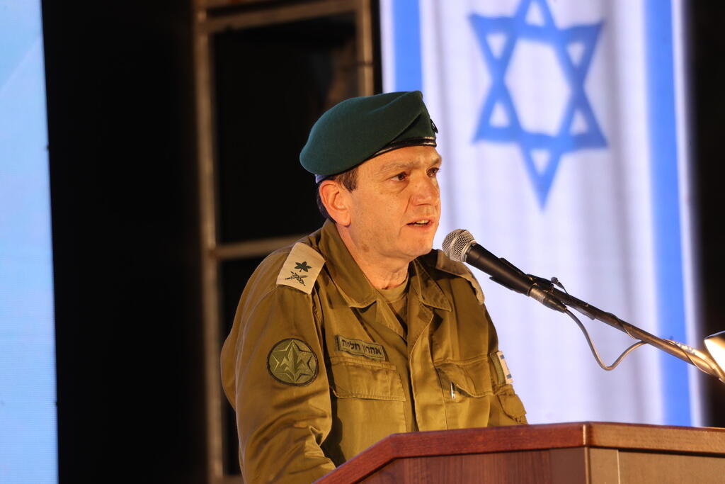 האלוף אהרון חליוה  - ראש אמ"ן היוצא בטקס חילופי מפקדים