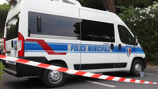 זירת פיצוץ הרכב בבית הכנסת בדרום צרפת