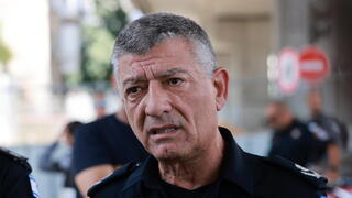 מפקד מחוז ניצב פרץ עמר