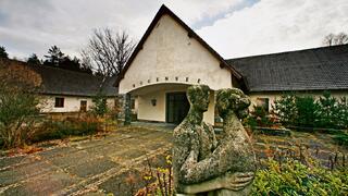 Goebbel's villa was not damaged in the fire at the compound (Photo: AFP) הווילה של יוזף גבלס