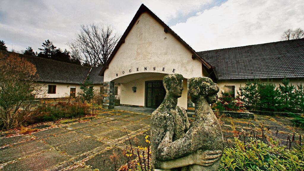 Goebbel's villa was not damaged in the fire at the compound (Photo: AFP) הווילה של יוזף גבלס