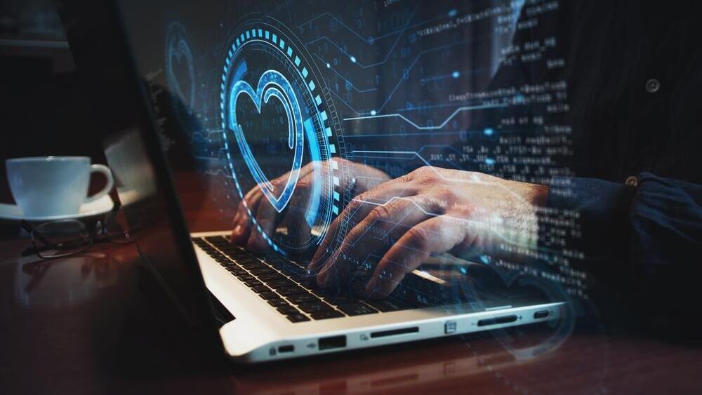 Many people are turning to artificial intelligence to find romantic relationships (Photo: Shutterstock) חיפוש זוגיות באמצעות בינה מלאכותית