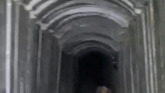 ראיות מהמנהרה בה שהו ונרצחו החטופים אלמוג סרוסי כרמל גת הרש גולדברג פולין אלכס לובנוב עדן ירושלמי אורי דנינו