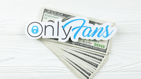 אונלי פאנס לוגו