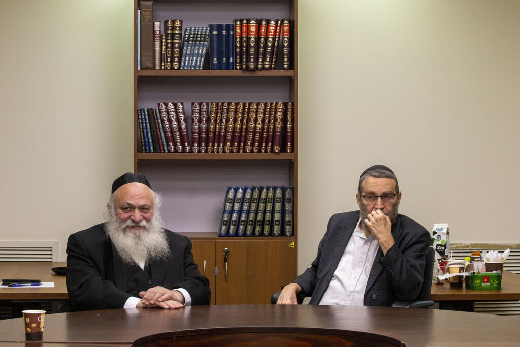  משה גפני יצחק גולדקנופף 