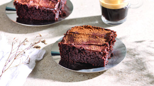 עוגת שוקולד־קפה  ללא סוכר וללא גלוטן