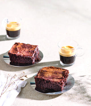 עוגת שוקולד־קפה  ללא סוכר וללא גלוטן