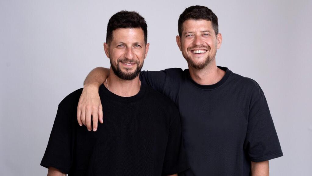 אייל נצר (מימין) וגלעד אלמוג (משמאל), מייסדי SuperPlay 