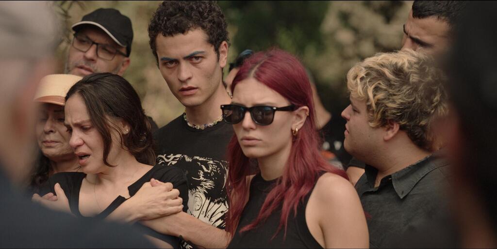 מתוך "קרוב אלי"