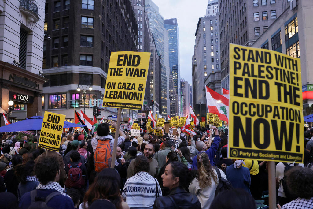 Pro-Palestinian protests in Los Angeles (Photo: REUTERS/Kent J Edwards) הפגנות פרו פלסטיניות נגד ישראל בלוס אנג'לס