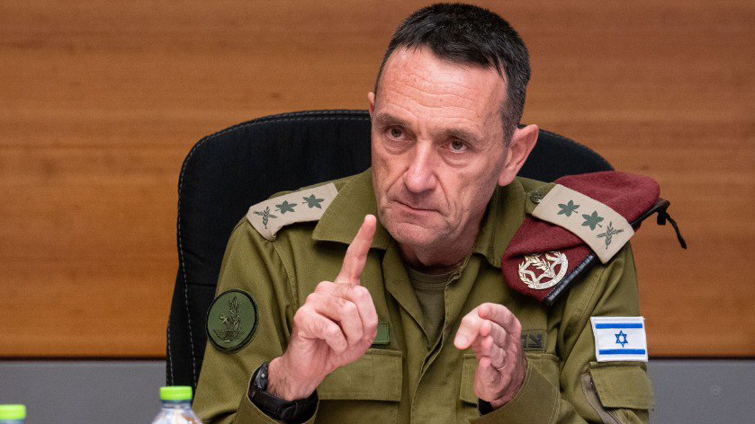 הרמטכ״ל בהערכת מצב בזמן התקיפה בתימן עם חברי פורום המטה הכללי