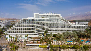 מלון רויאל ביץ' 