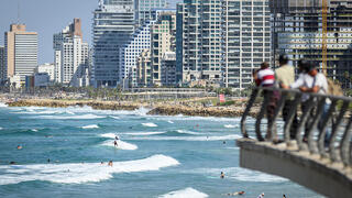 חוף הים בתל אביב