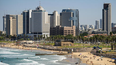חוף הים בתל אביב