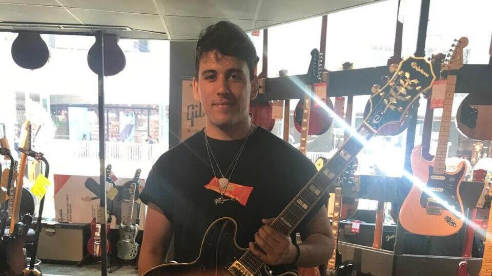 עוז דניאל ז"ל בגיל 17 