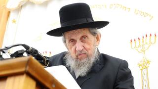 הרב דוב לנדו מכינוס שערך אמש ובו אמר את דבריו כנגד חוק הגיוס