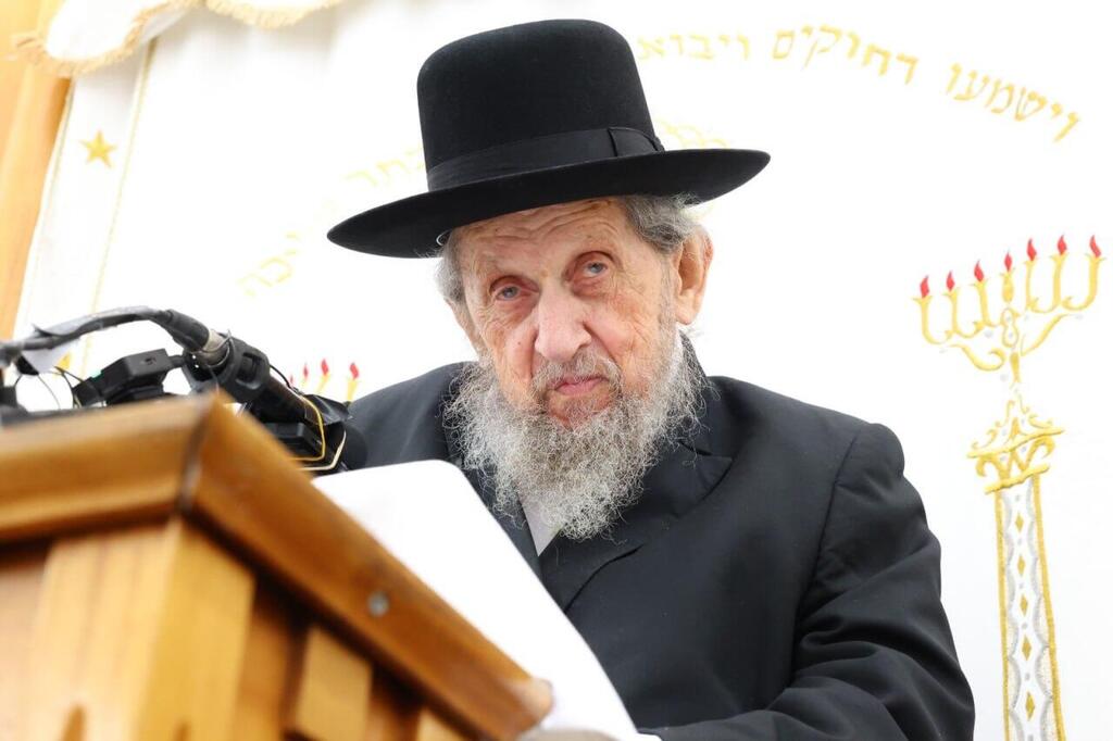 הרב דוב לנדו מכינוס שערך אמש ובו אמר את דבריו כנגד חוק הגיוס