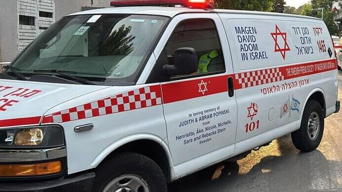 הזירה ברחוב חזקיהו המלך בתל אביב, בה אותר פעוט מת