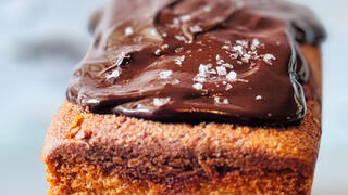 עוגת בננה עם שוקולד מלוח