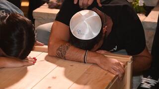 הלווייתו של רס"מ אדיר קדוש ז"ל שוטר אגף התנועה שנהרג בפיגוע הירי בכביש 4