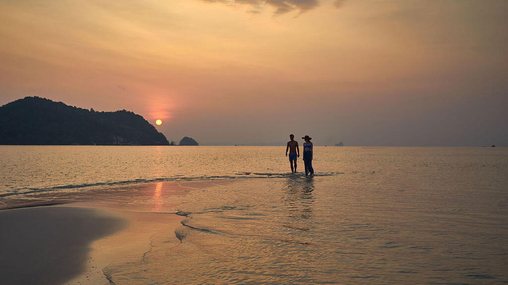 שקיעה באי קו יאו נוי