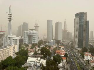 אובך כבד בתל אביב