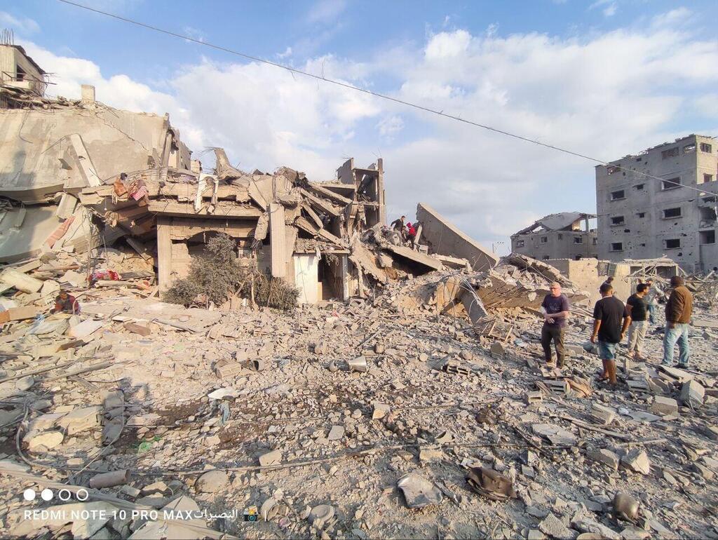 מחנה הפליטים בנוסייראת ברצועת עזה לאחר תקיפה של חיל האוויר