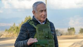 ראש הממשלה בנימין נתניהו בסיור והערכת מצב בגבול לבנון יחד עם מפקד פיקוד הצפון אלוף אורי גורדין
