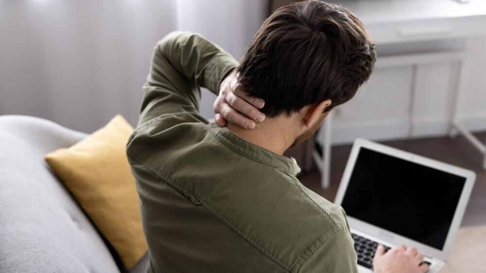 When they sit, even the healthiest are at risk (Photo: Shutterstock) ישיבה ממושכת