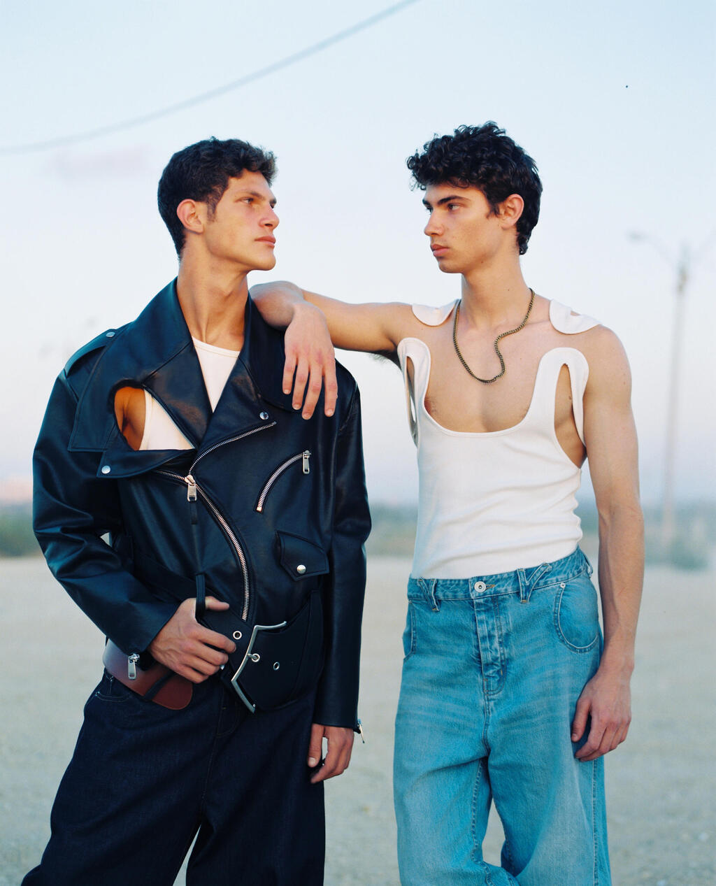 הקולקציה "מערבולת מקרית" בעיצוב דולב אלרון