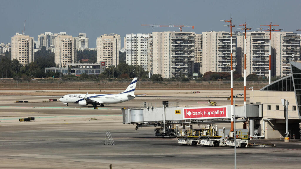 El Al jet takes off at Ben Gurion International Airport (Photo: Gil Cohen-Magen / AFP) נתב"ג