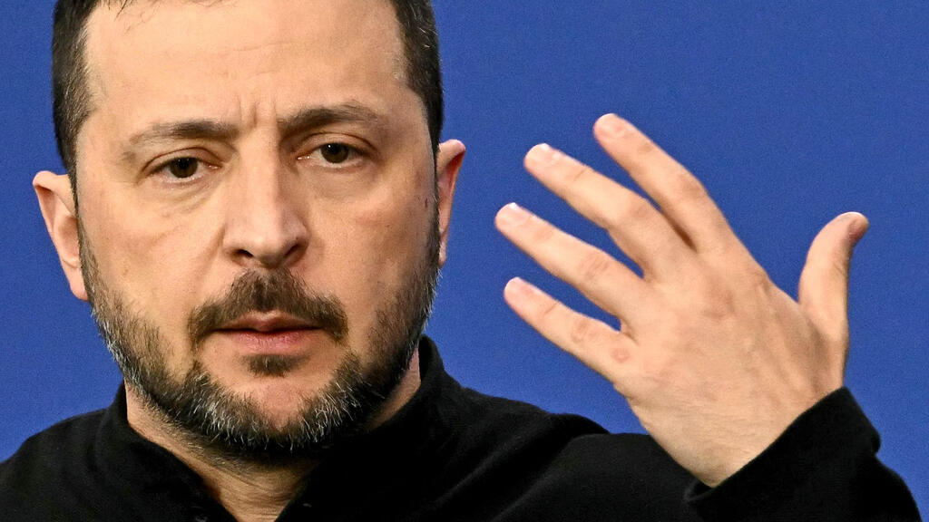 נשיא אוקראינה וולודימיר זלנסקי מפגש פסגה אירופי ב בודפשט