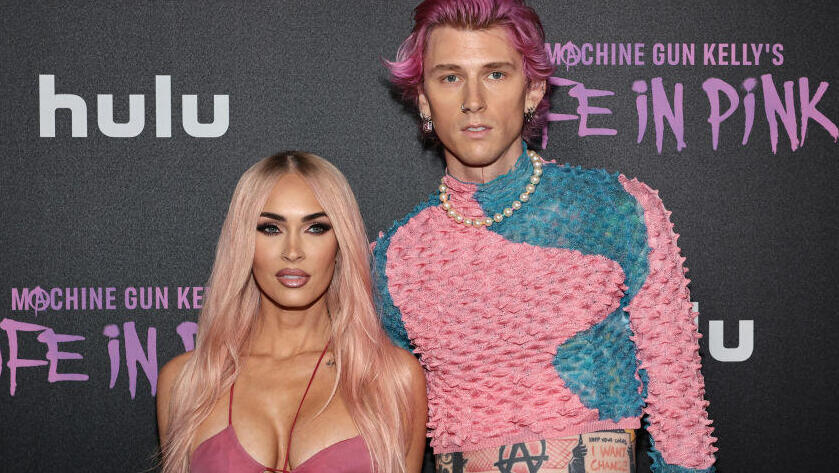 משין גאן קלי מייגן פוקס