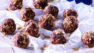 כדורי שוקולד עם גרנולה