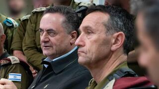 שר הביטחון ישראל כ"ץ בביקור בפיקוד הצפון ביחד עם הרמטכ"ל רב-אלוף הרצי הלוי ומפקד פיקוד צפון, האלוף אורי גורדין